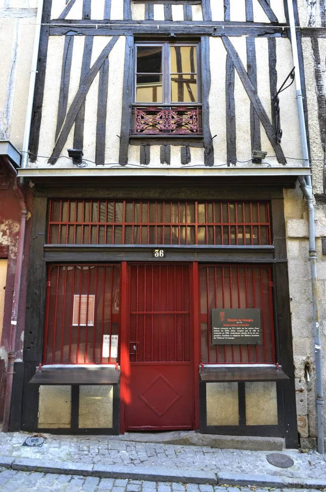 Image qui illustre: Maison Traditionnelle De La Boucherie à Limoges - 0