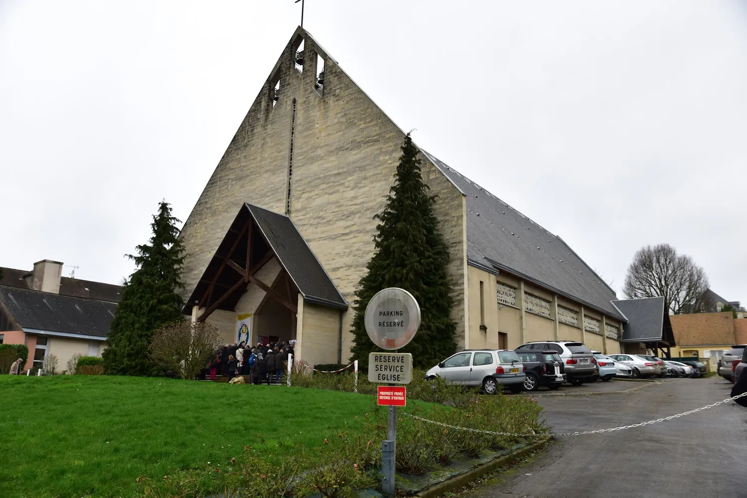 Image qui illustre: Église Saint-Aldric à Le Mans - 0