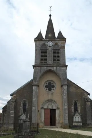 Image qui illustre: Eglise Saint-mathieu A Farincourt
