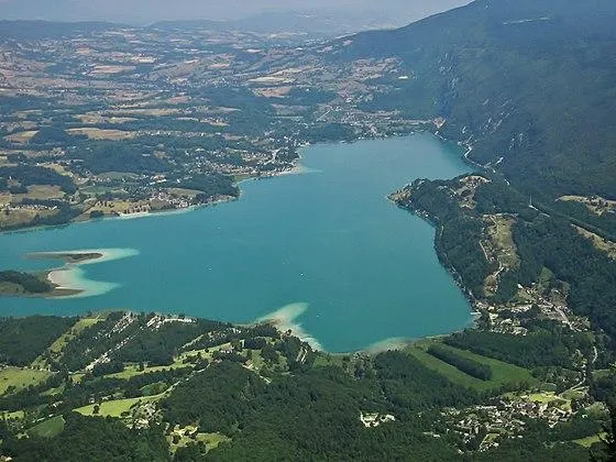 Image qui illustre: Lac d’Aiguebelette