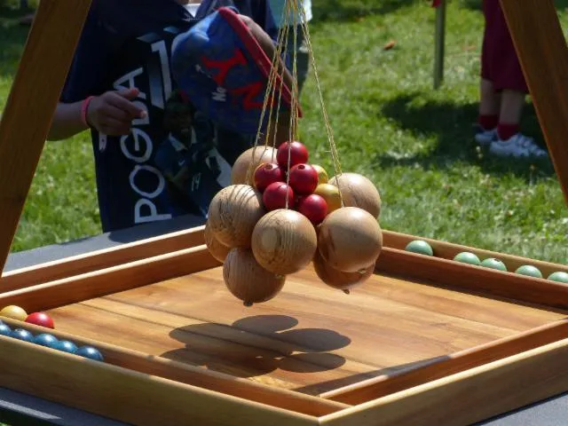 Image qui illustre: Jeux traditionnels en bois à Sanguinet