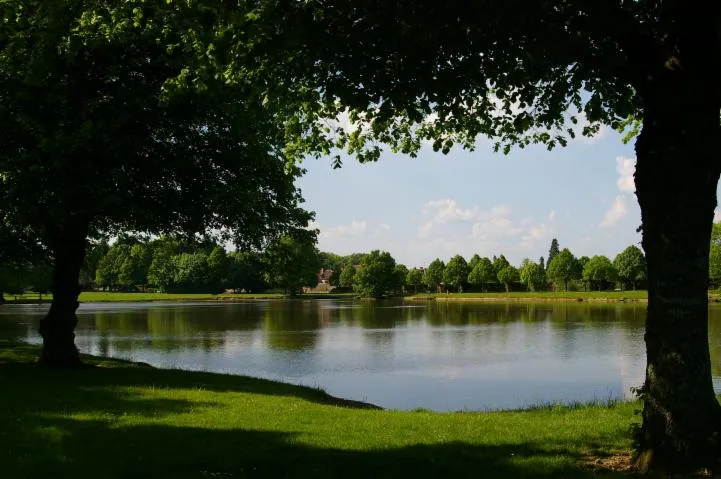 Image qui illustre: Parc Du Château De La Ferté-vidame