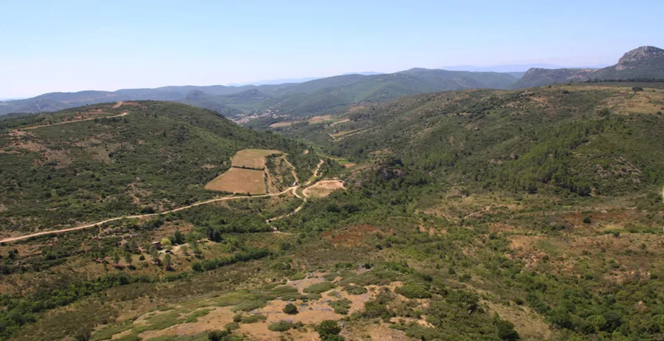 Image qui illustre: La Capitelle Du Broum Et Ses Mines à Péret - 0