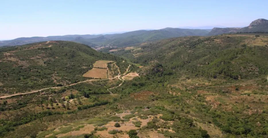 Image qui illustre: La Capitelle Du Broum Et Ses Mines