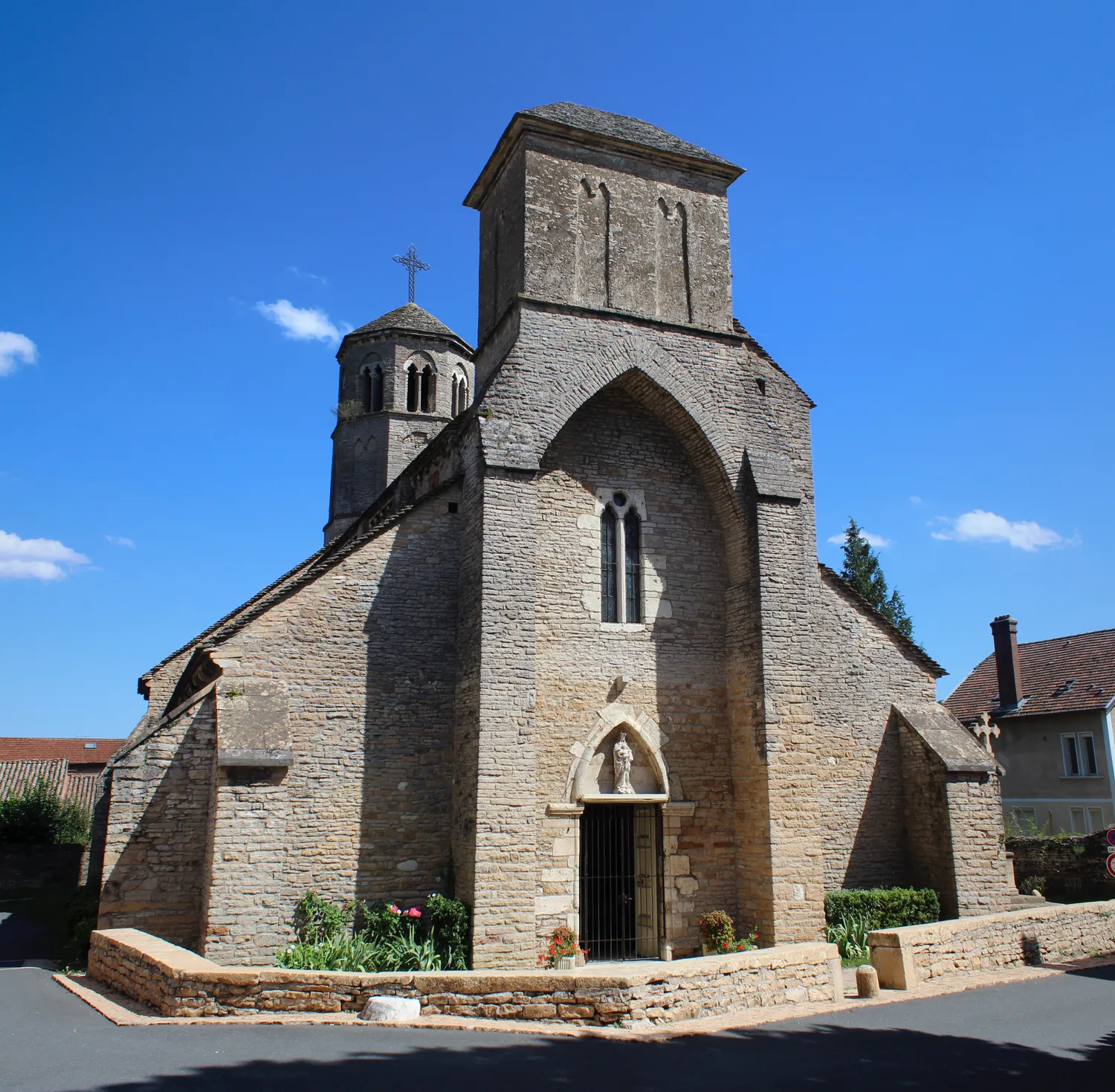 Image qui illustre: Eglise Saint-Albain à Saint-Albain - 0