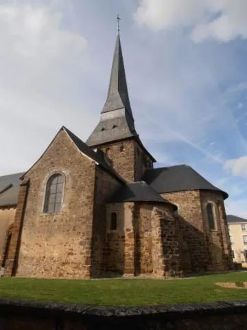 Image qui illustre: Église De Chevillé