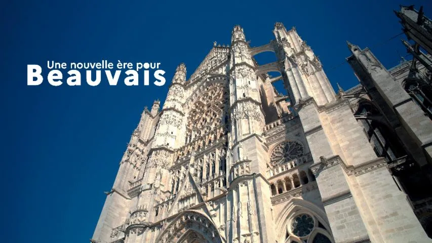 Image qui illustre: Projection  Une nouvelle ère pour Beauvais  - Cathédrale Saint-Pierre