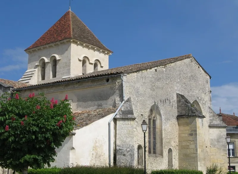 Image qui illustre: Boucle Des Trias à Saint-Girons-d'Aiguevives - 2