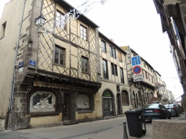 Image qui illustre: Cité Médiévale de Montferrand