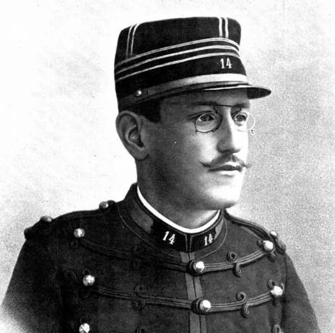 Image qui illustre: Visite Guidée : Sur Les Pas D'alfred Dreyfus
