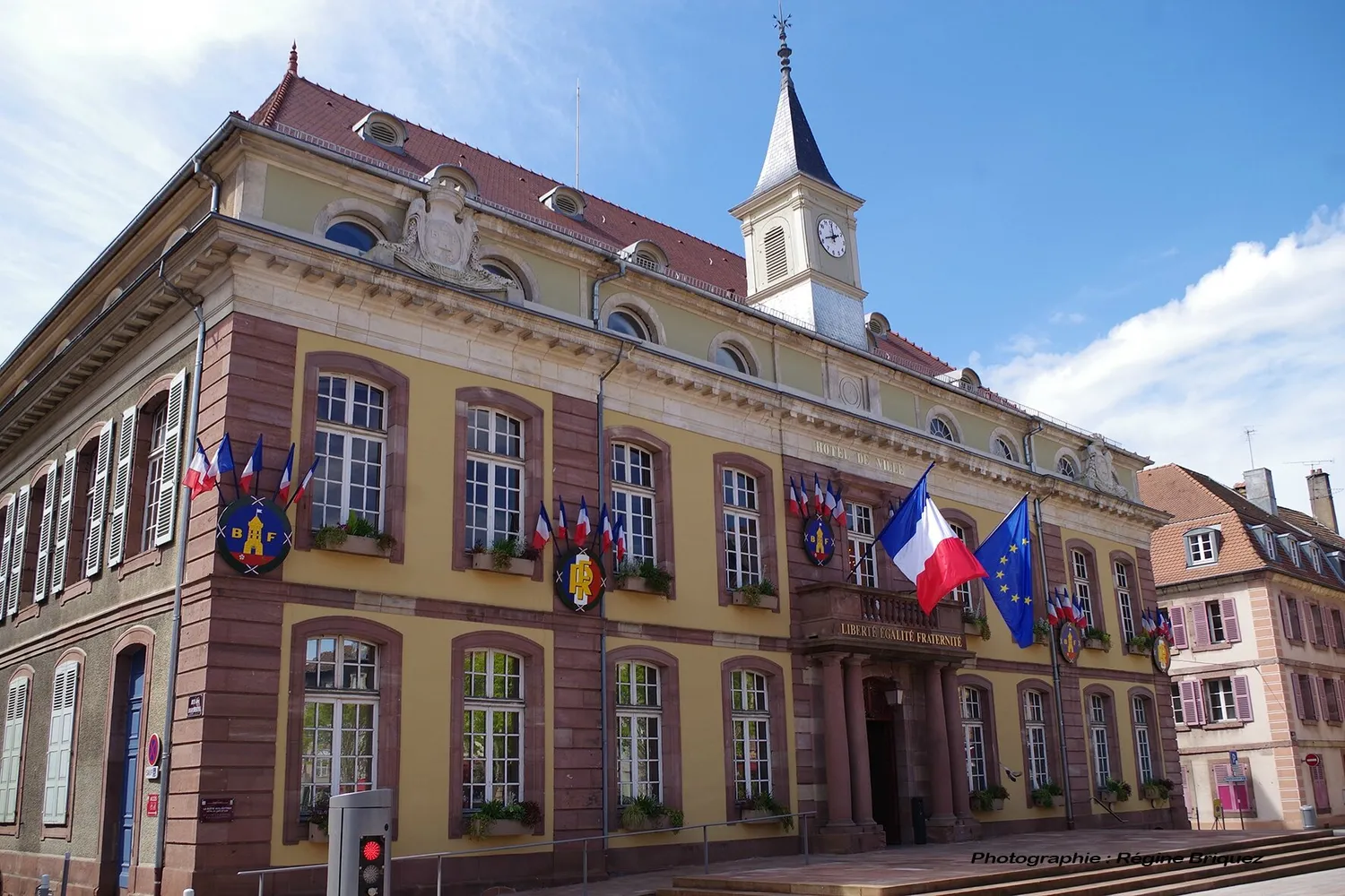 Image qui illustre: Hôtel de ville de Belfort