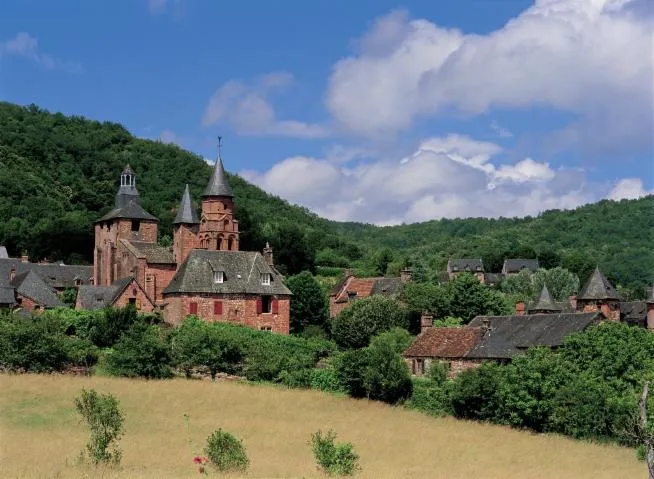 Image qui illustre: Collonges-la-Rouge