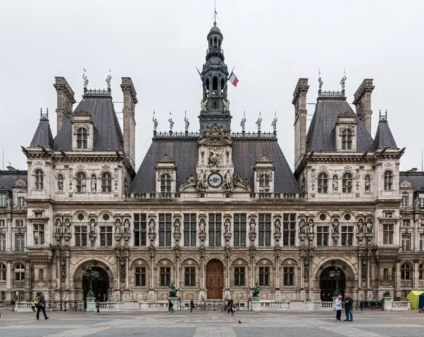 Image qui illustre: Hotel De Ville De Paris