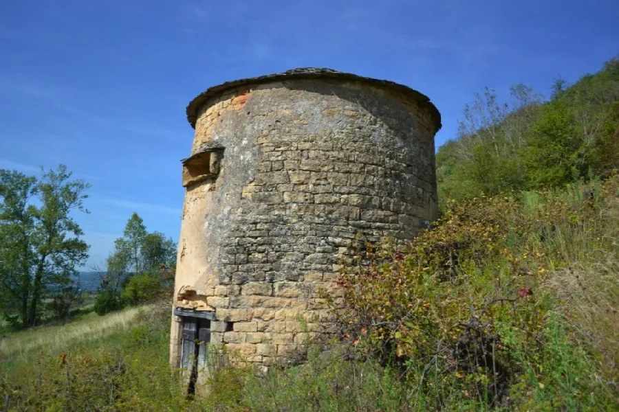 Image qui illustre: Randonnées Pédestres Au Départ De Castelnau De Mandailles à Castelnau-de-Mandailles - 0