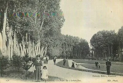 Image qui illustre: Parc de l'Arbre Sec