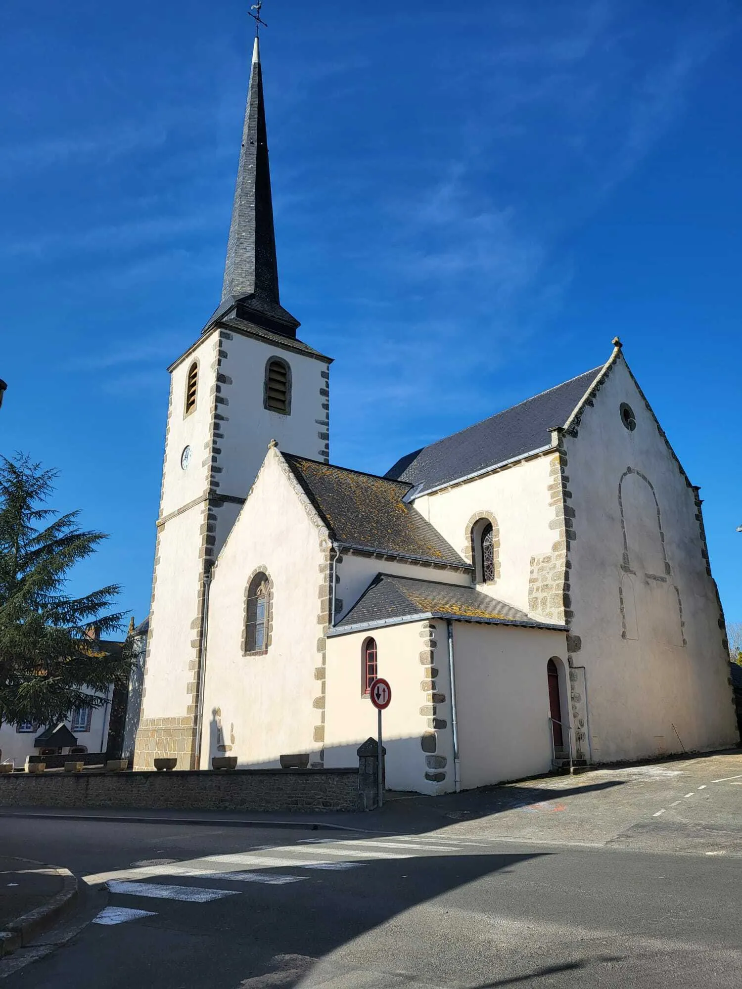 Image qui illustre: Visite guidée de l'église Saint Gervais et Saint Protais de Brée à Brée - 0