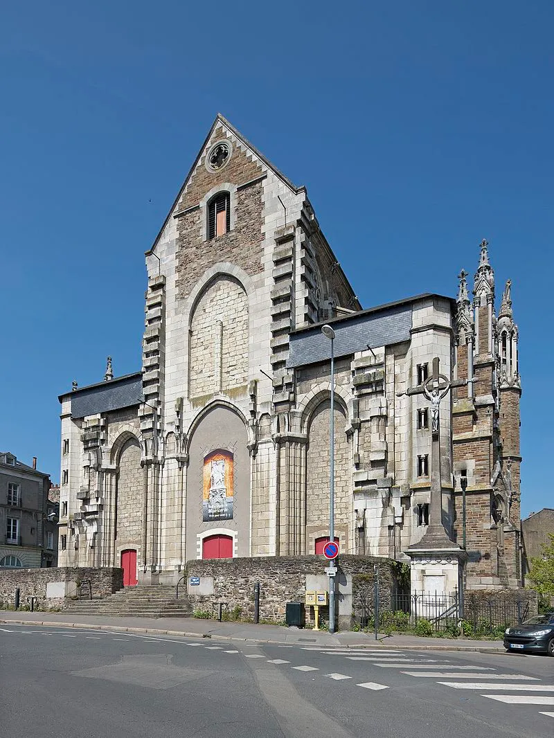 Image qui illustre: Église Saint-Similien