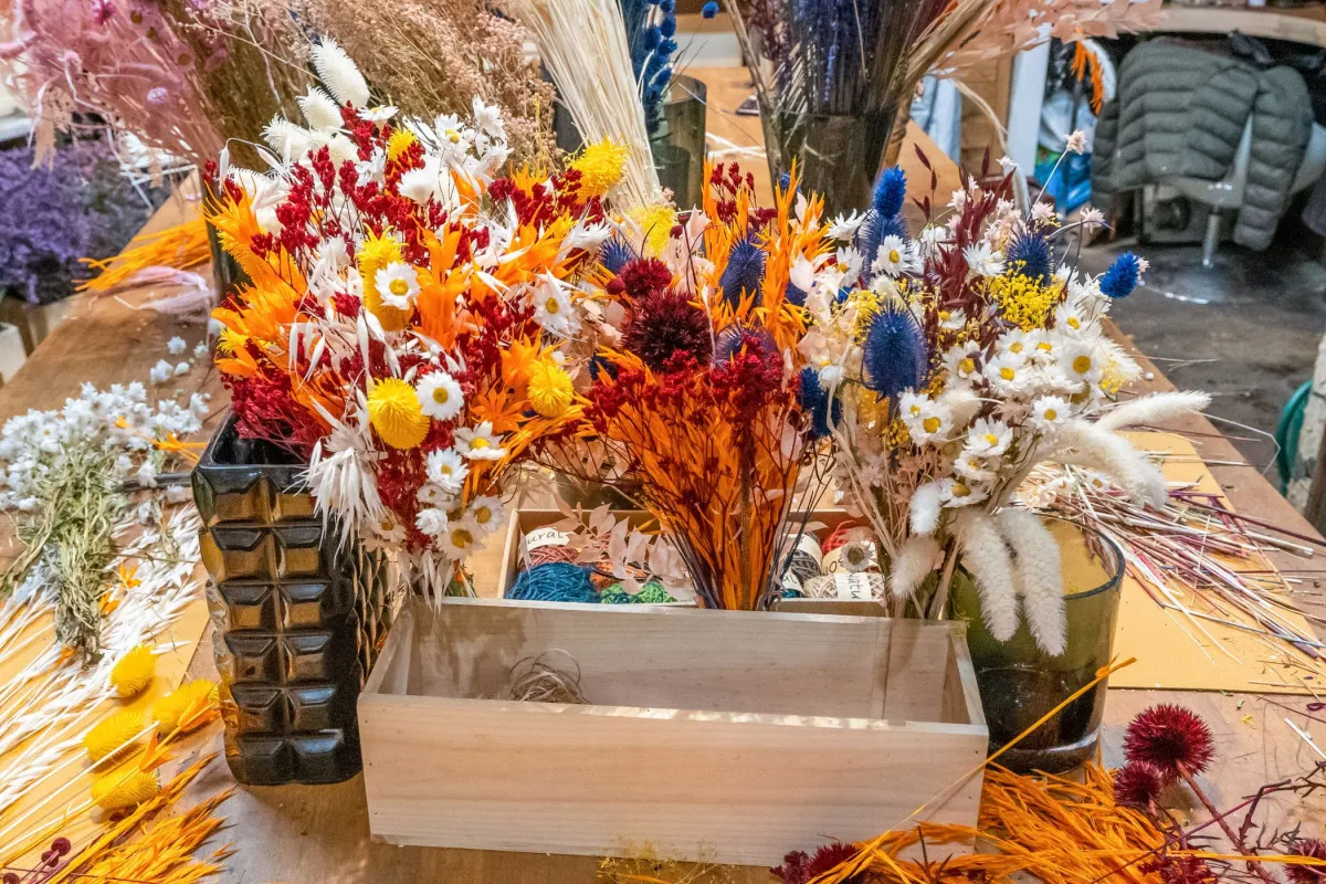 Image qui illustre: Réalisez votre bouquet de fleurs séchées à Paris - 2