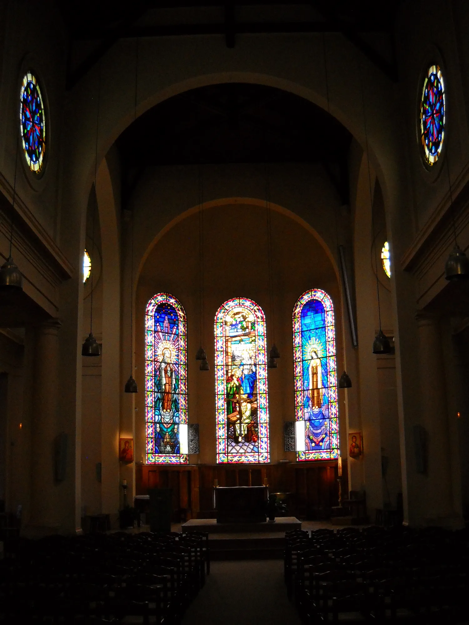 Image qui illustre: Église Sainte-Cécile à Boulogne-Billancourt - 1