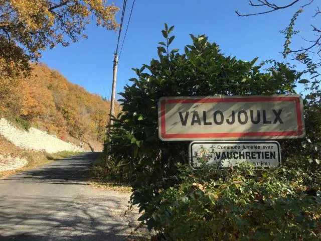 Image qui illustre: Itinéraire Valojoulx, Montignac Par Route