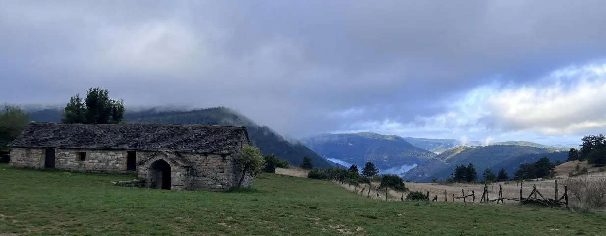 Image qui illustre: Film documentaire :  Grand Site de France Gorges du Tarn, de la Jonte et Causses : origines et la vocation de la démarche