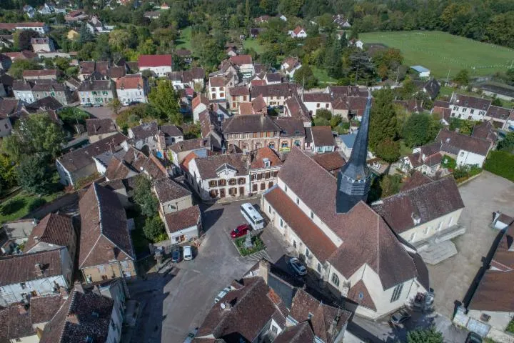 Image qui illustre: Visite libre de l'église Saint-Loup de Cézy