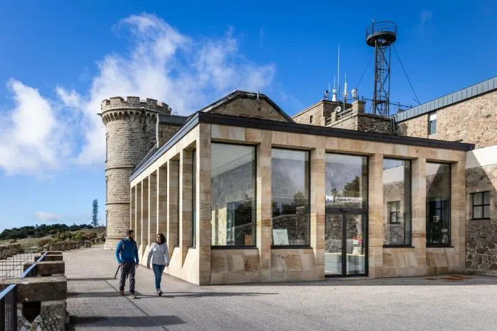 Image qui illustre: Visite accompagnée de l'observatoire du mont Aigoual