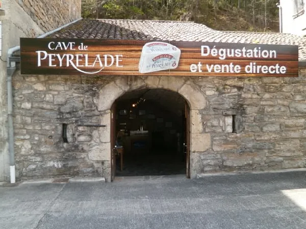 Image qui illustre: Bleu Des Causses - Caves De Peyrelade à Rivière-sur-Tarn - 0