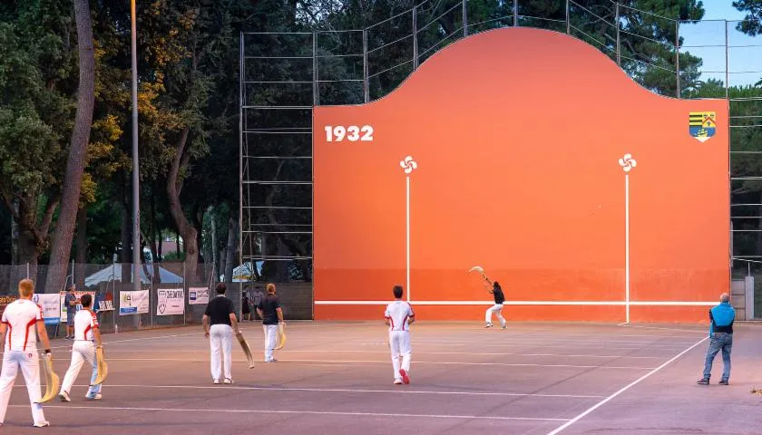 Image qui illustre: Séance d'initiation au Grand Chistera