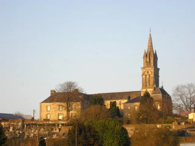 Image qui illustre: Eglise De Gorron - Saint Martin