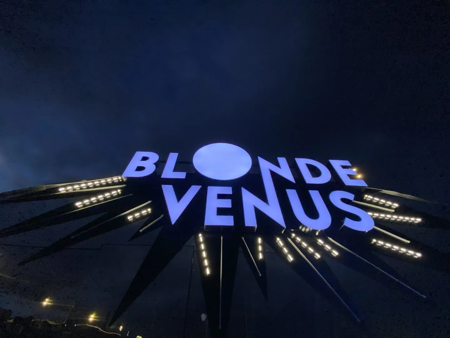 Image qui illustre: Blonde Vénus à Bordeaux - 1