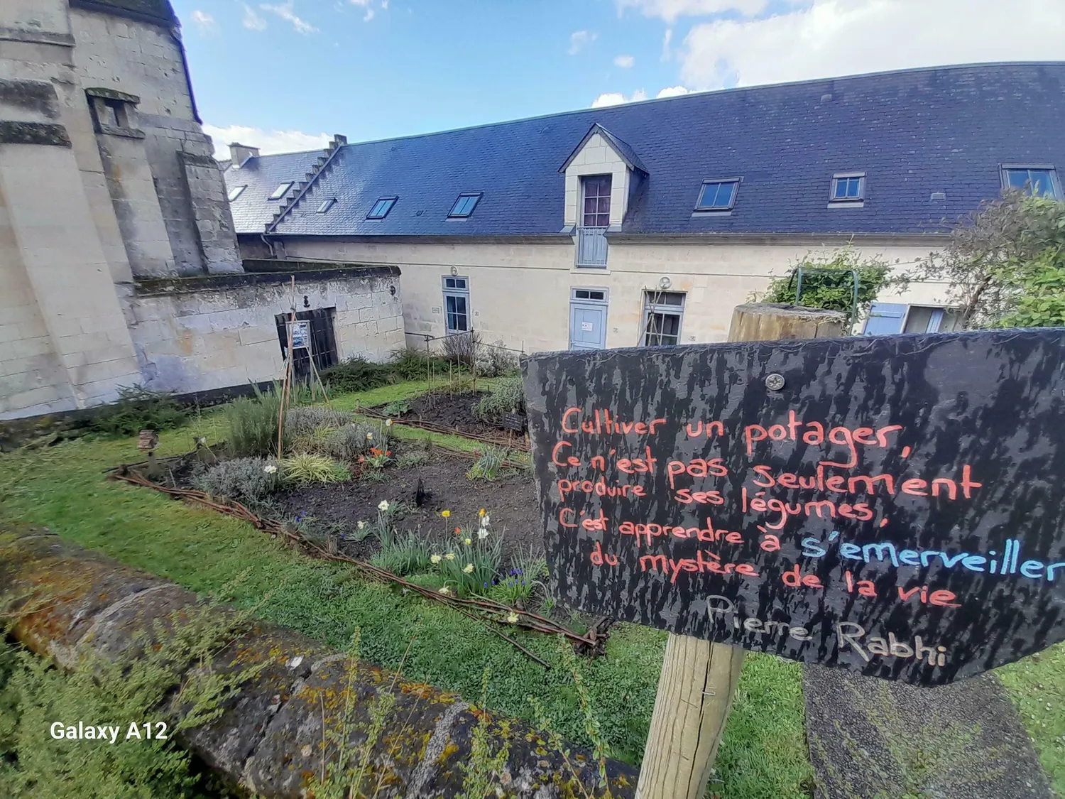 Image qui illustre: Visite découverte du jardin de curé à Ressons-le-Long - 0