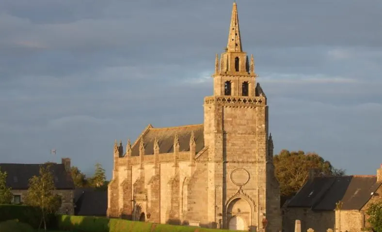 Image qui illustre: Visite de l'église saint Yves de Minihy-Tréguier après restauration