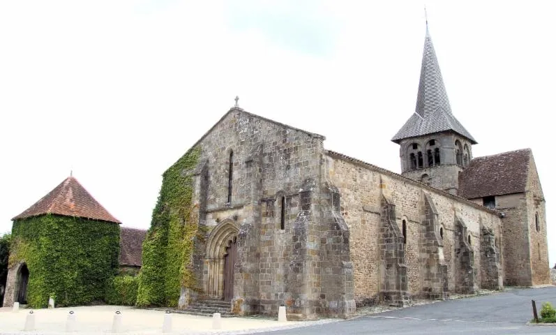 Image qui illustre: Église Saint-patrocle