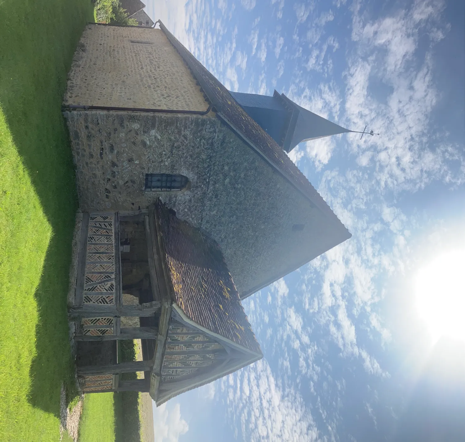 Image qui illustre: Chapelle de Beuvreuil à Dampierre-en-Bray - 0
