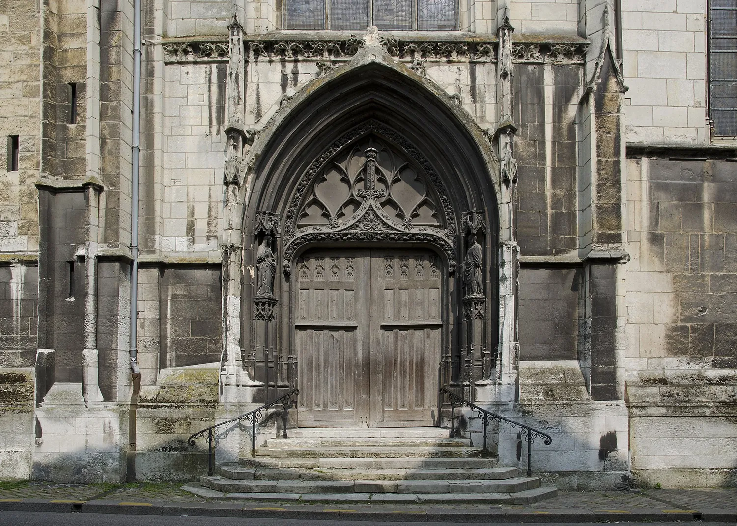 Image qui illustre: Église Saint-Godard à Rouen - 2