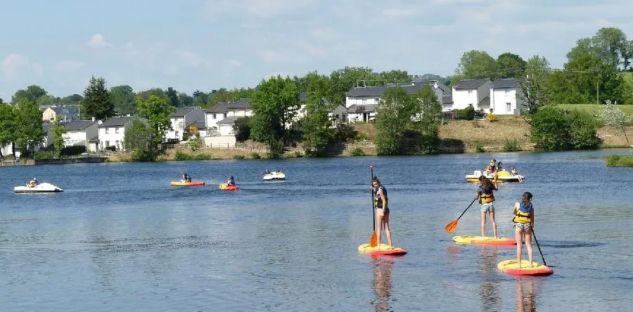 Image qui illustre: Location De Canoës, Kayaks, Pédalos Et Paddles