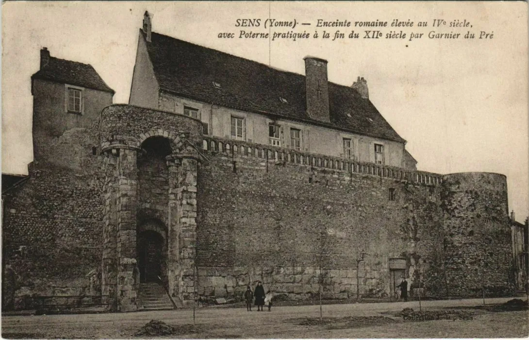 Image qui illustre: Enceinte romaine de Sens