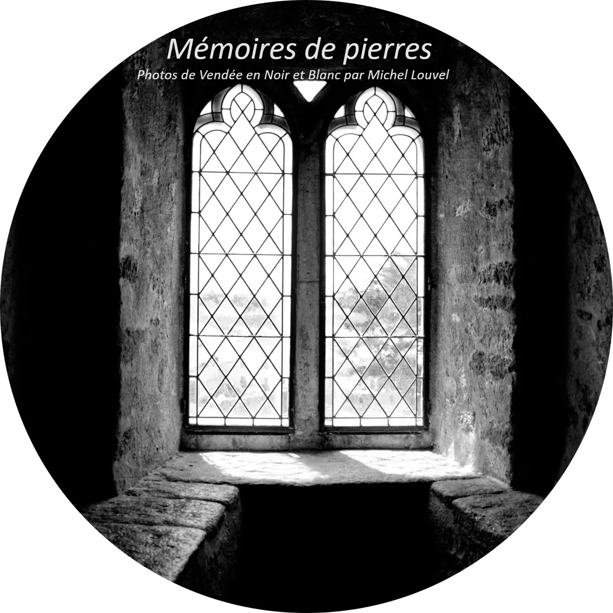 Image qui illustre: Exposition  Mémoires de Pierres à Mouilleron-le-Captif - 0