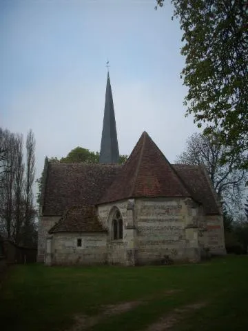 Image qui illustre: Église Saint-aubin De Doudeauville-en-vexin