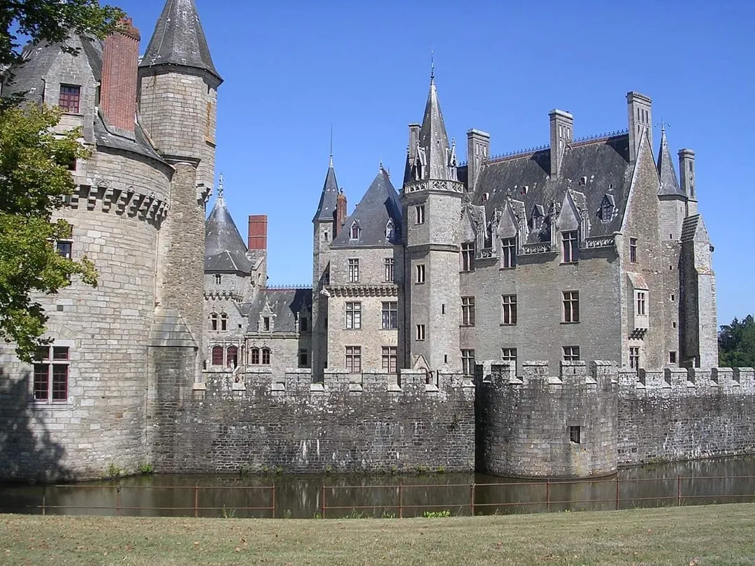 Image qui illustre: Château De La Bretesche - Visite De La Cour à Missillac - 2