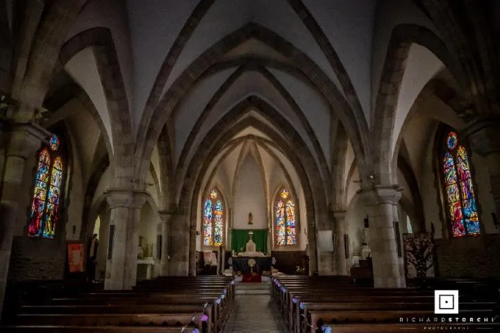 Image qui illustre: Eglise Ste-thérèse À Durenque