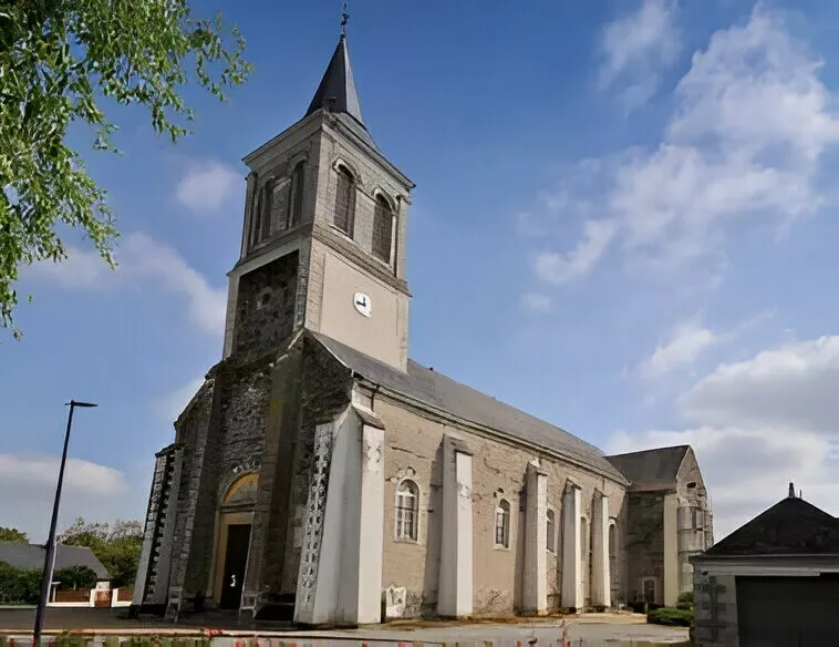Image qui illustre: Visite libre de l'Église Saint Blaise et Saint Nicolas de La Daguenière à Loire-Authion - 0