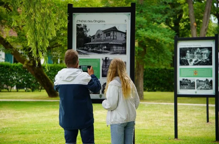 Image qui illustre: CHRONIQUES TOUQUETTOISES : LES HÔTELS DU TOUQUET-PARIS-PLAGE DES ORIGINES À NOS JOURS