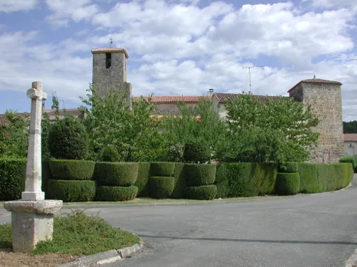 Image qui illustre: La Randonnée Des Bastides Et Châteaux En Albret à Lavardac - 1