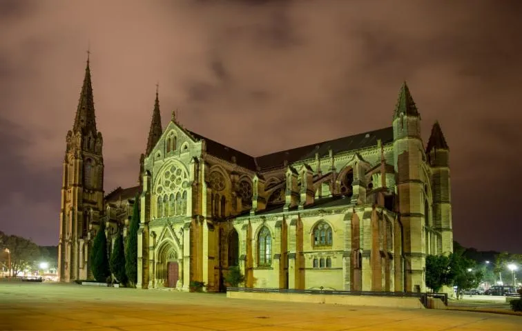 Image qui illustre: Eglise Saint Baudile