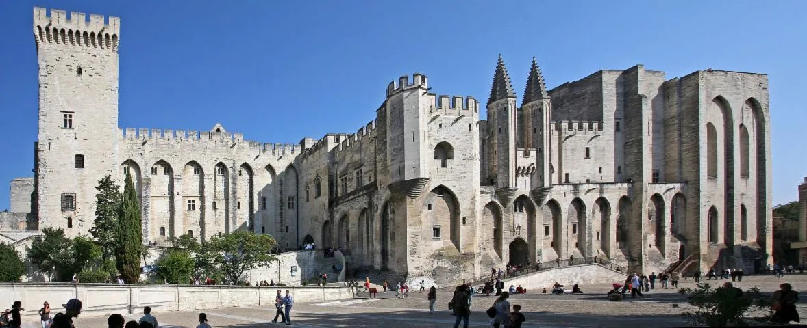 Image qui illustre: Palais des Papes