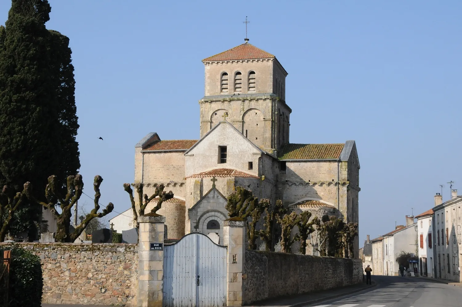 Image qui illustre: L'église Saint-Paixent et son histoire, dans le cadre des Rives de l'opéra à L'Isle-Jourdain - 0
