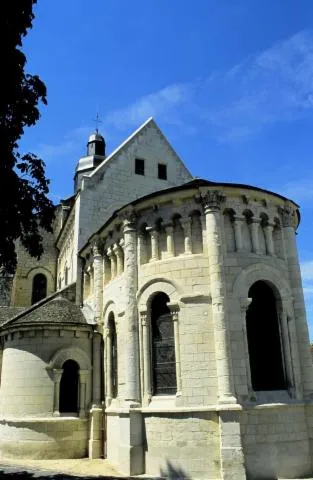 Image qui illustre: Eglise Abbatiale Sainte-marie