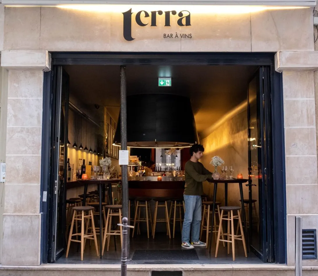 Image qui illustre: Terra bar à vins à Paris - 0